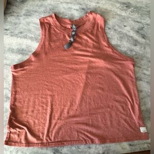 Vuori tank top, Large. Near perfect condition